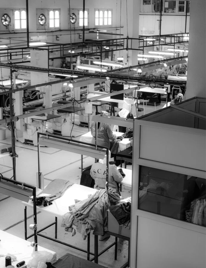Savoir-faire textile : prototypage, délavage et finitions créatives